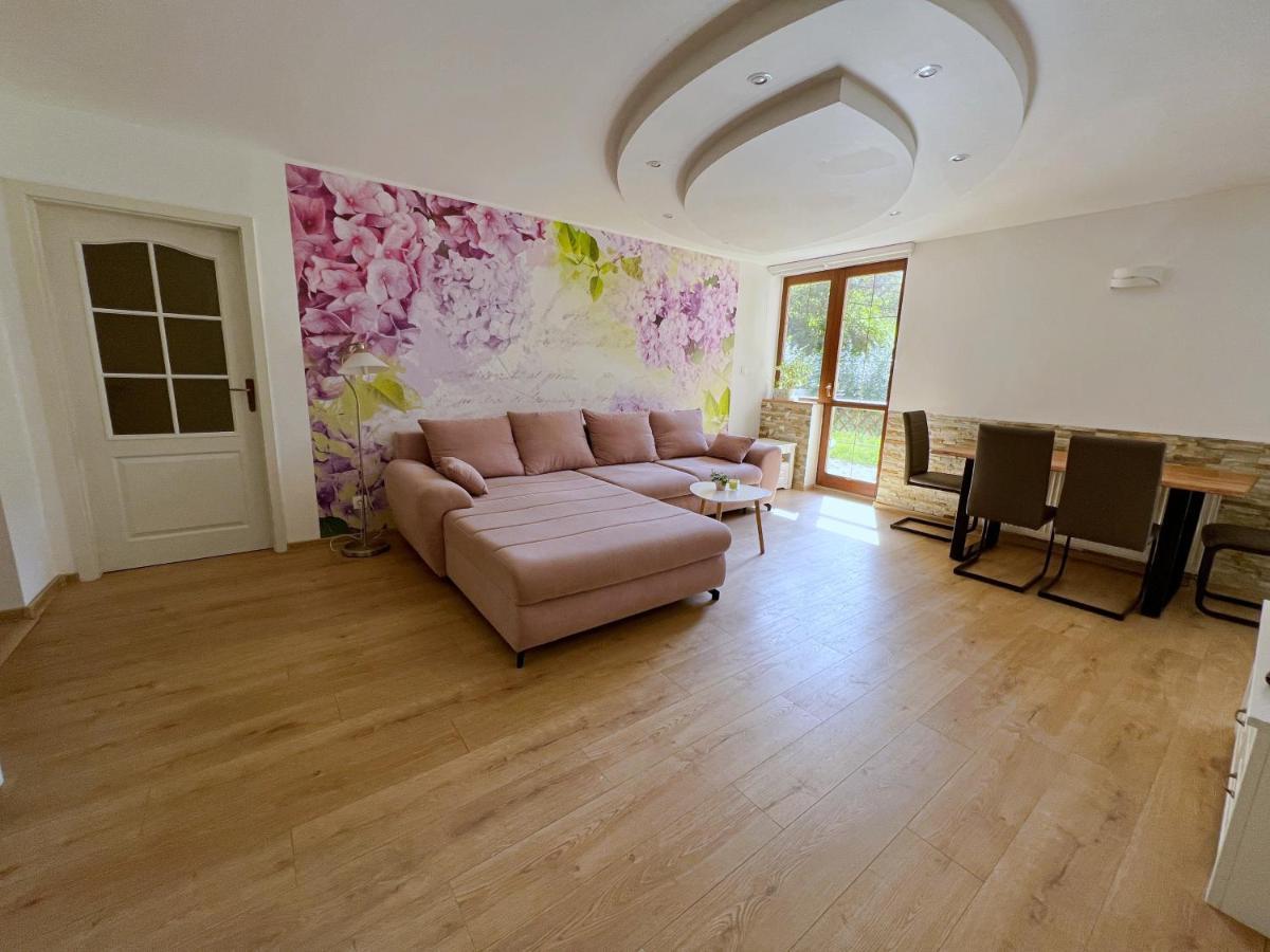 Apartman Stara Sasova Bańska Bystrzyca Zewnętrze zdjęcie